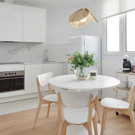 Apartment Moneo By Feelfree