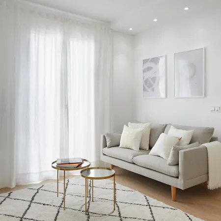 Moneo By Feelfree * سان سيباستيان